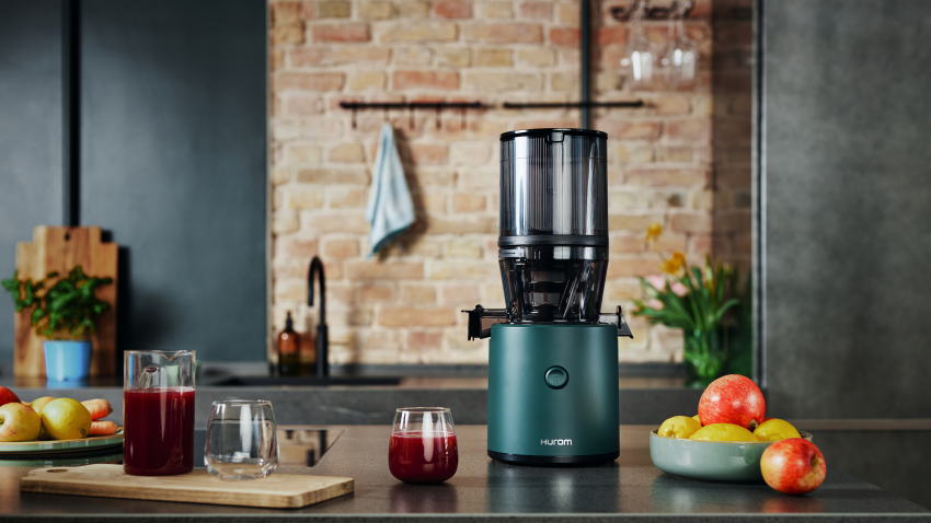 Odšťavňovač Hurom H320N, tmavě zelený