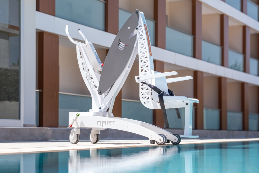 Mobilní bazénový zvedák Nart Shark