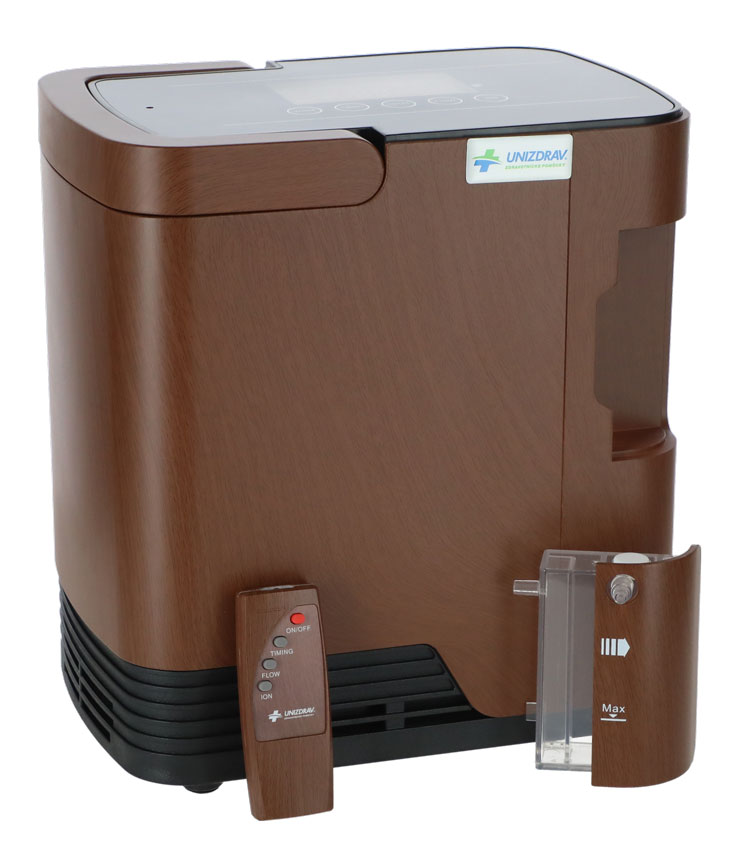 Kyslíkový koncentrátor s hlasovým výstupem UNIZDRAV, 7 l/min, imitace dřeva