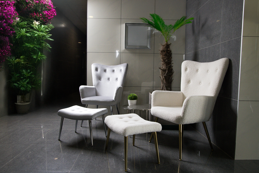 Relaxační křeslo s podnožkou Silver Luxury