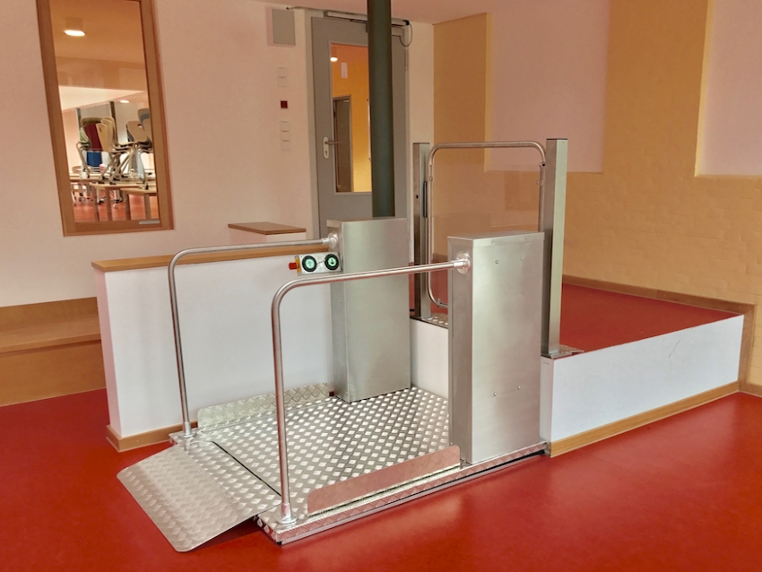 Svislá zvedací plošina MB 850