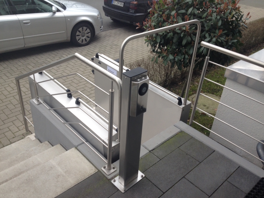 Svislá zvedací plošina MB1000 & MB1300