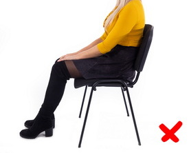 Ergonomická opěrka pro správné držení těla Curble Chair Wider, černá