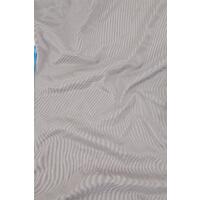 Zvedací závěs s otvorem na toaletu