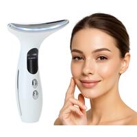 Masážní přístroj pro zpevnění a lifting obličeje a krku