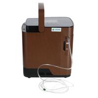 Kyslíkový koncentrátor s hlasovým výstupem UNIZDRAV, 7 l/min, imitace dřeva