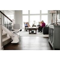 Židlový výtah Elan s rovnou kolejnicí