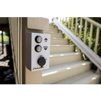 Židlový výtah Elite s rovnou kolejnicí