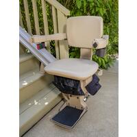 Židlový výtah Elite s rovnou kolejnicí