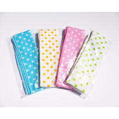 Chladící šátek s tečkovaným vzorem