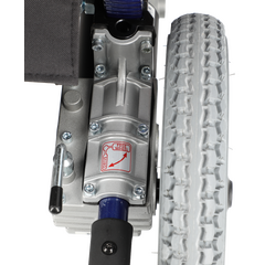 Elektrický invalidní vozík se světly, 46 cm