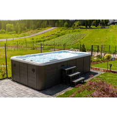 SwimSpa LUX SUNRANS SR853 s protiproudem a technologií Balboa
