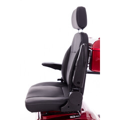 Elektrický skútr MOBILITY Plus - bohatý úložný prostor