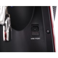 Elektrický skútr MOBILITY Plus - bohatý úložný prostor