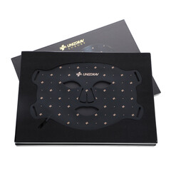 LED maska se světelnou terapií a NIR světlem na obličej a krk UNIZDRAV