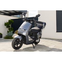 Elektrický skútr UNIZDRAV e-City s dojezdem 60 km