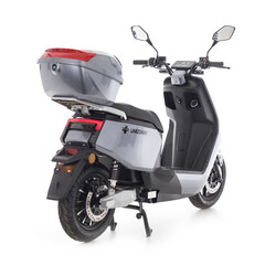 Elektrický skútr UNIZDRAV e-City s dojezdem 120 km