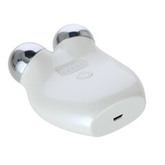 Masážní prístroj na tvář a krk s funkcí EMS