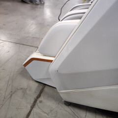 Masážní elektrické křeslo Prestige 3D MASSAGER s ionizátorem vzduchu, bílé (Používaný kus)