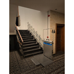 Šikmá schodišťová plošina Masha