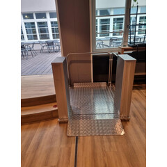 Svislá zvedací plošina MB 850