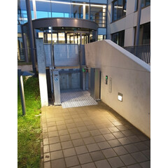 Svislá zvedací plošina MB Quattro