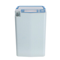 Přenosný kyslíkový koncentrátor Venus 6 s externí baterií a nosní kanylou