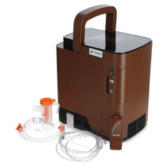 Kyslíkový koncentrátor s hlasovým výstupem UNIZDRAV, 7 l/min, imitace dřeva (Používaný kus)