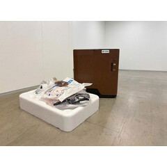 Kyslíkový koncentrátor s hlasovým výstupem UNIZDRAV, 7 l/min, imitace dřeva (Používaný kus)