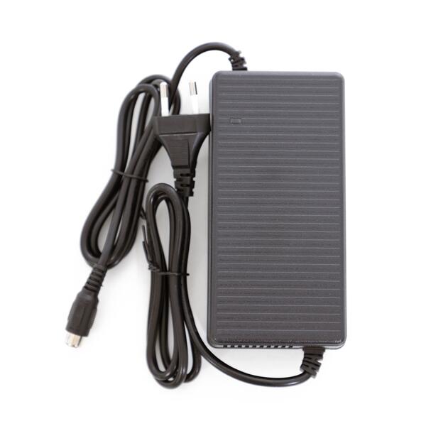 Tříkolové elektrické kolo Tornádo ZTECH, červené