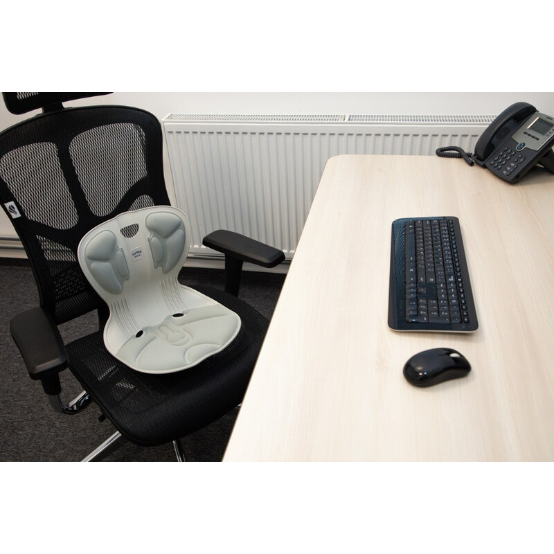 Ergonomická opěrka pro správné držení těla Curble Chair Comfy, černá