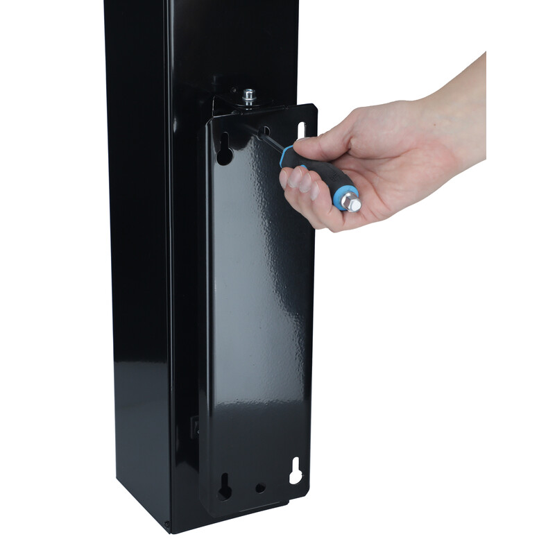 Germicidní zářič UNIZDRAV uzavřený nástěnný – černé provedení