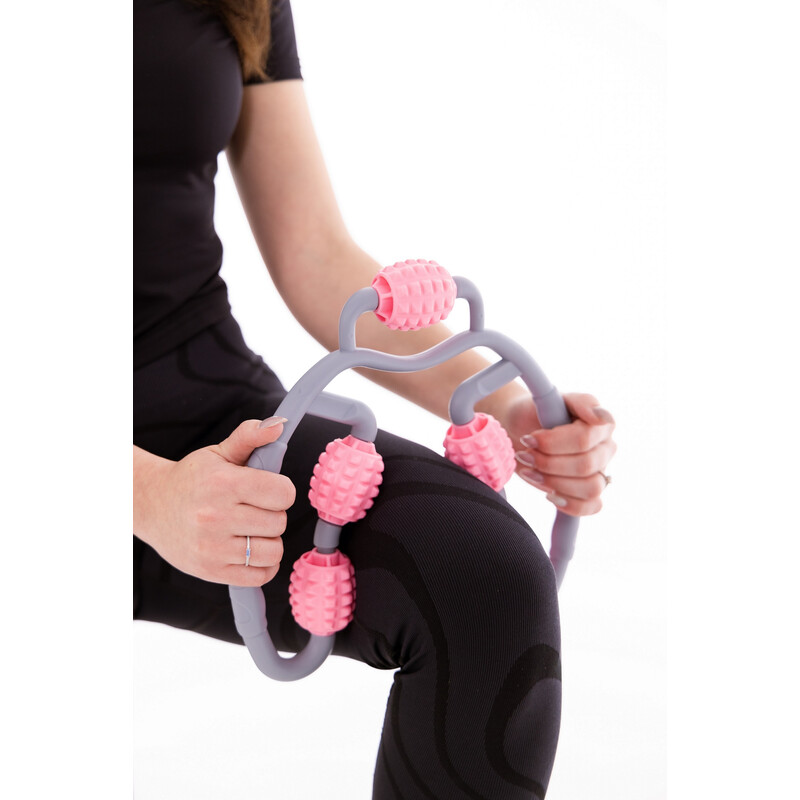 Tělový masážní váleček ve tvaru U