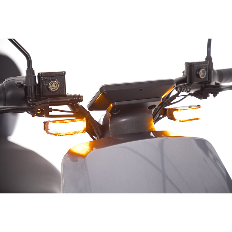 Elektrický skútr UNIZDRAV e-City s dojezdem 60 km