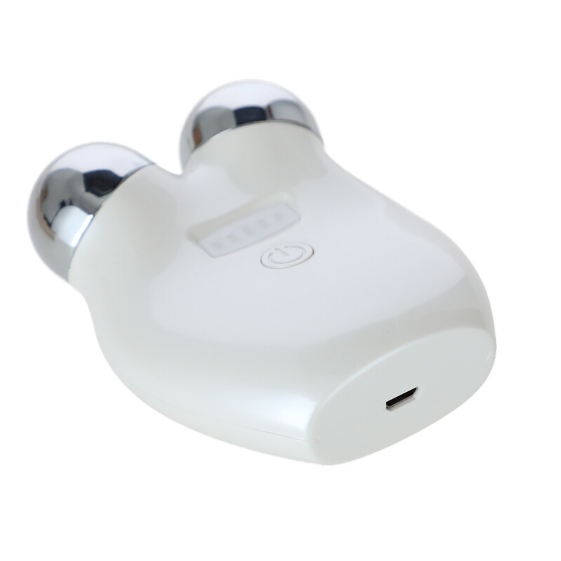 Masážní prístroj na tvář a krk s funkcí EMS