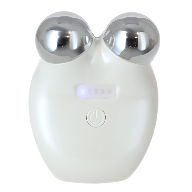 Masážní prístroj na tvář a krk s funkcí EMS