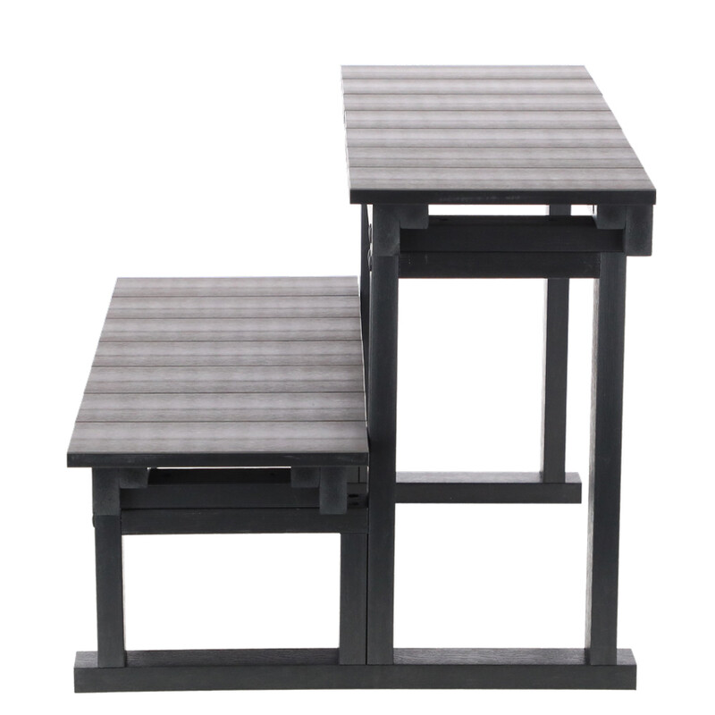 Dvoustupňové schůdky k vířivce