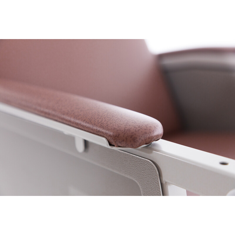 Kardické křeslo, cihlově hnědé