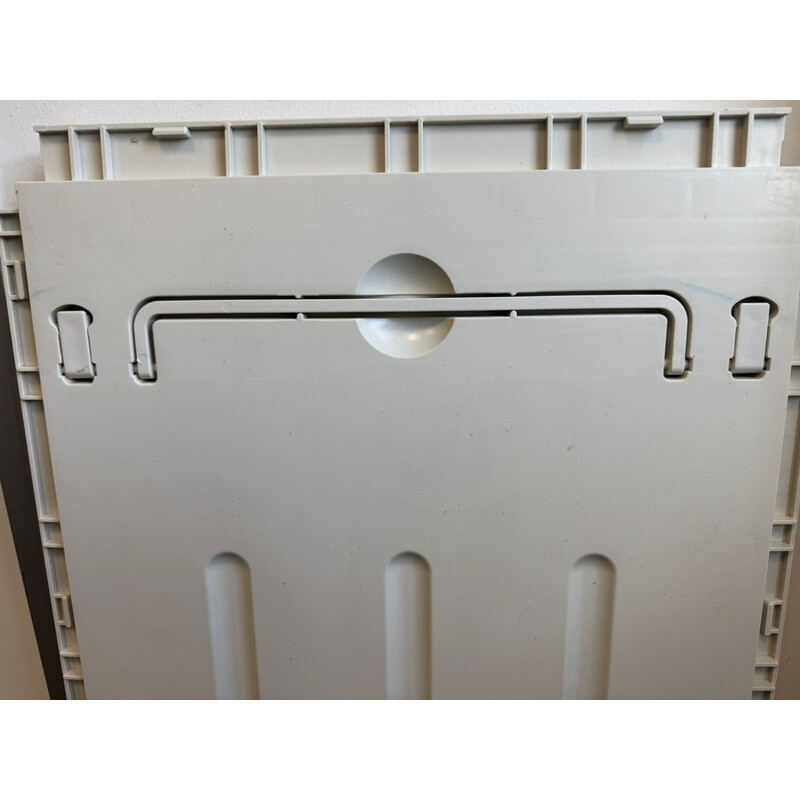 Noční stolek MEDIK plast (Používaný kus)