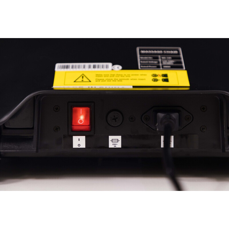 Masážní elektrické křeslo LUX 4D MASSAGER, černozlaté  (Používaný kus)