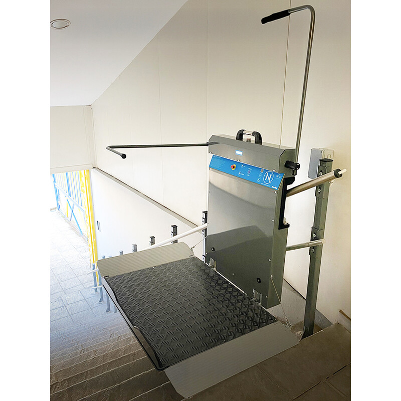 Šikmá schodišťová plošina Masha