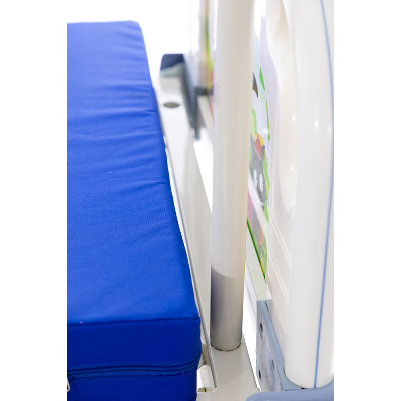 Dětská mechanická polohovací postel s matrací UNIZDRAV