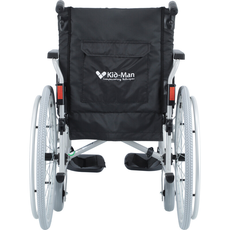 Invalidní vozík odlehčený s nastavitelným těžištěm (Výstavní kus)