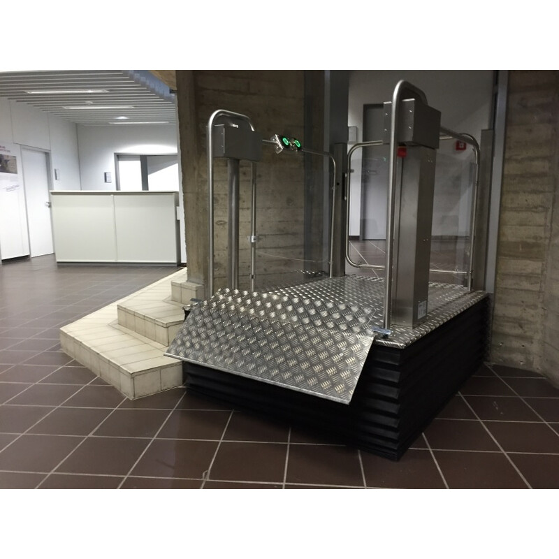 Svislá zvedací plošina MB 750