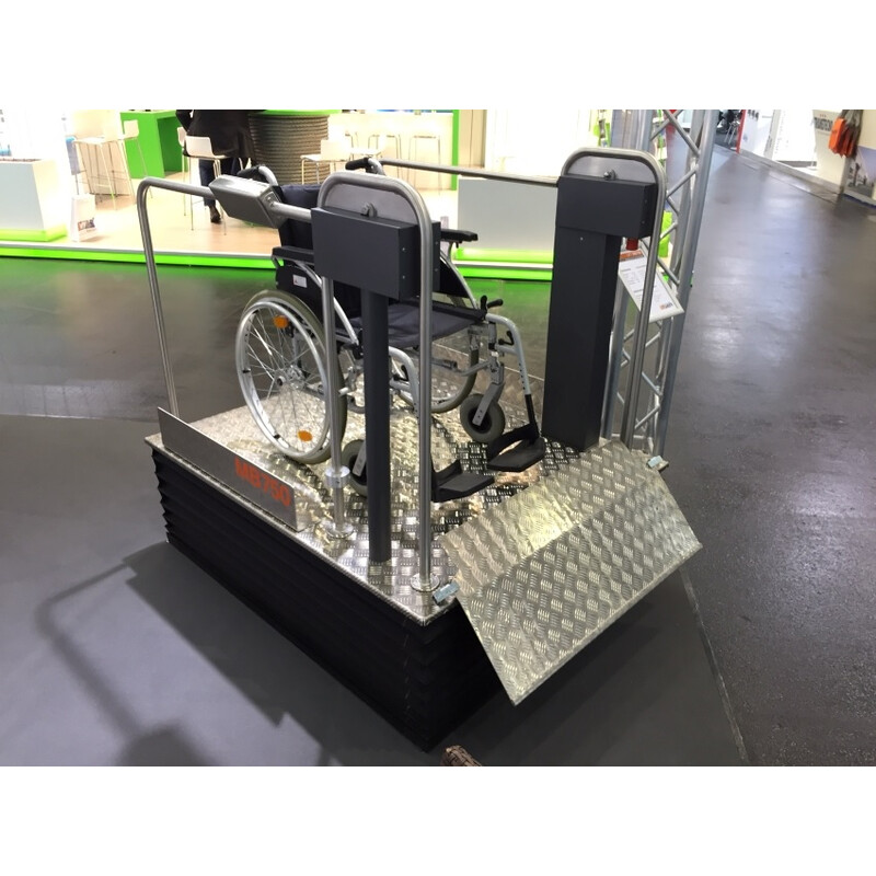 Svislá zvedací plošina MB 750