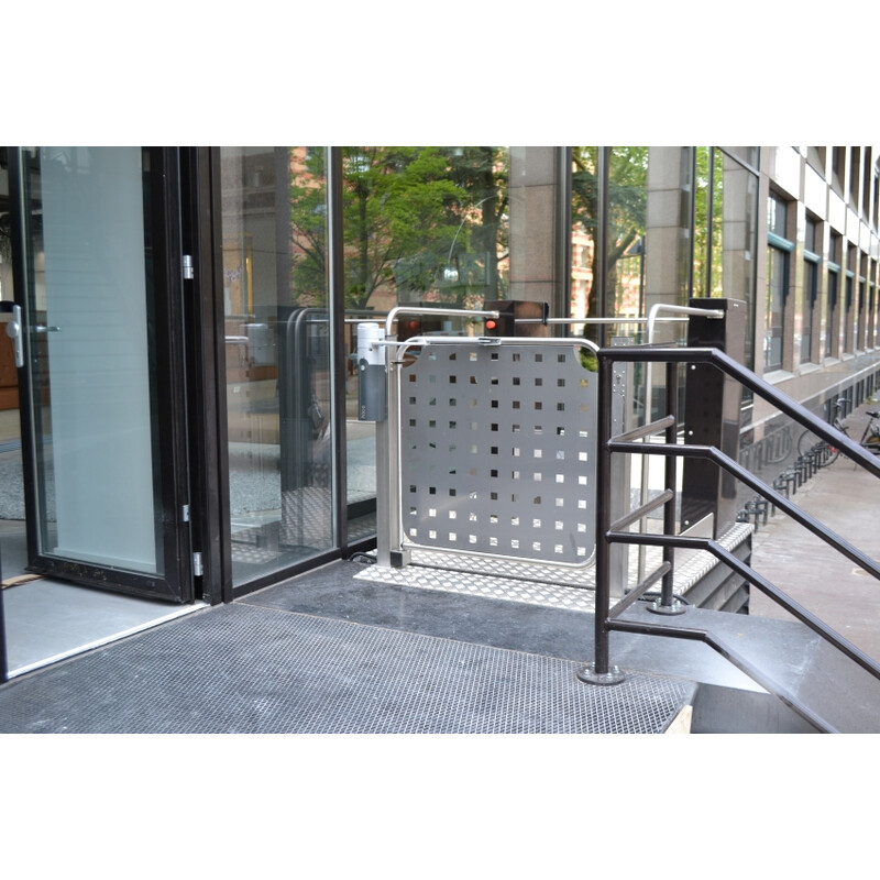 Svislá zvedací plošina MB1100, MB1400 & MB1700