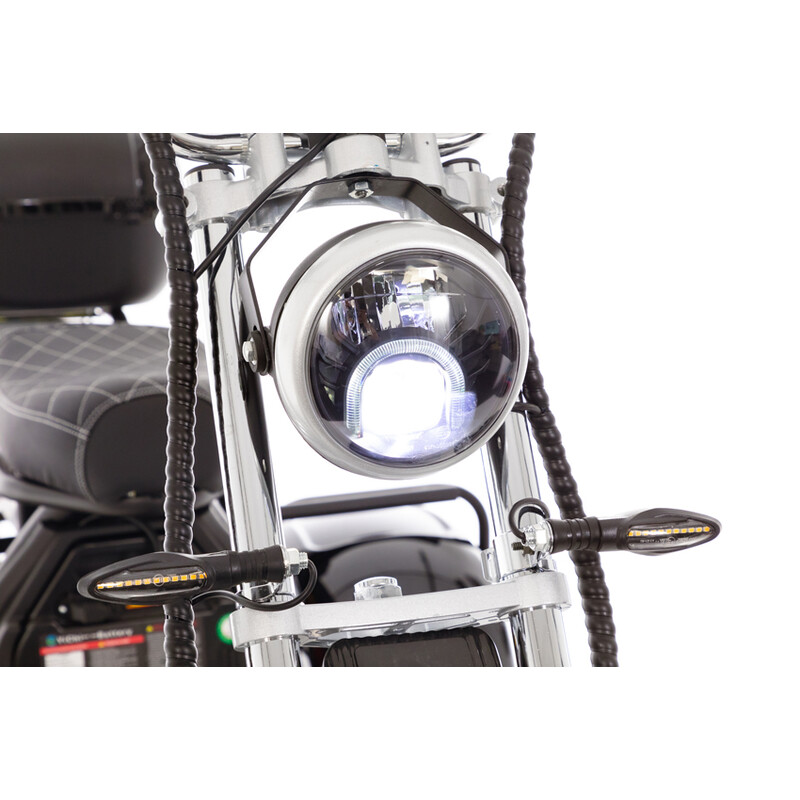 Elektrický CHOPPER UNIZDRAV PRO tříkolový– výkonný 2000 W motor (Používaný kus)