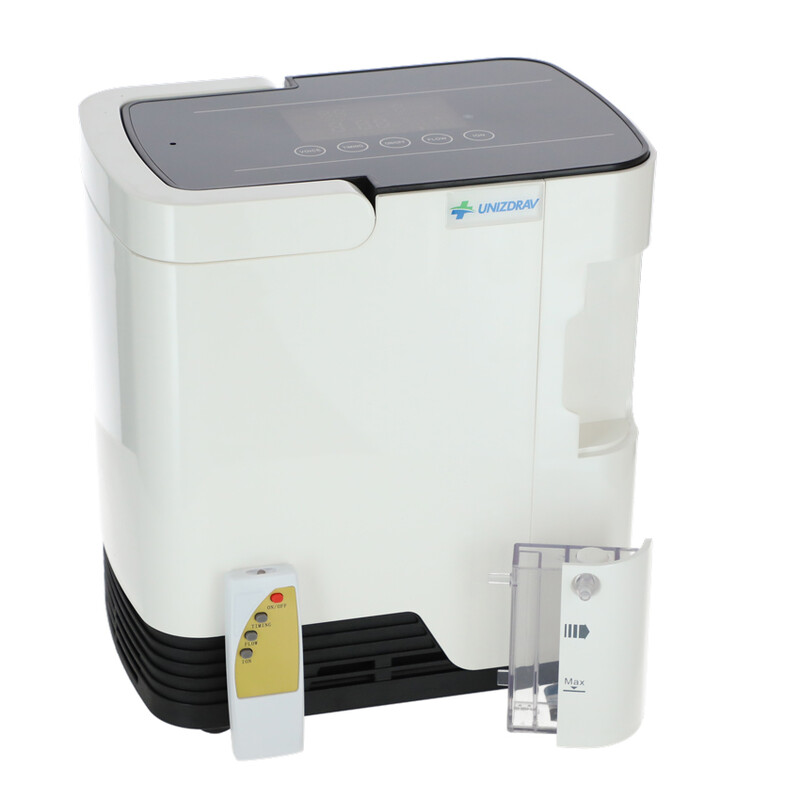 Kyslíkový koncentrátor s hlasovým výstupem UNIZDRAV, 7 l/min, bílý (Používaný kus)