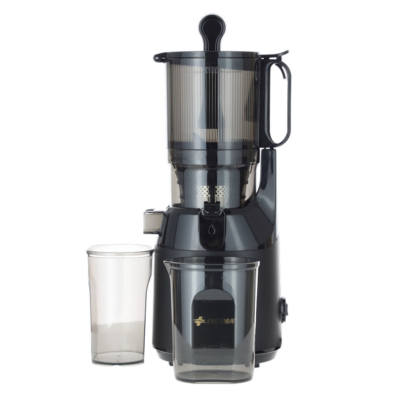 Odšťavňovač ovoce a zeleniny UNIZDRAV (Používaný kus)