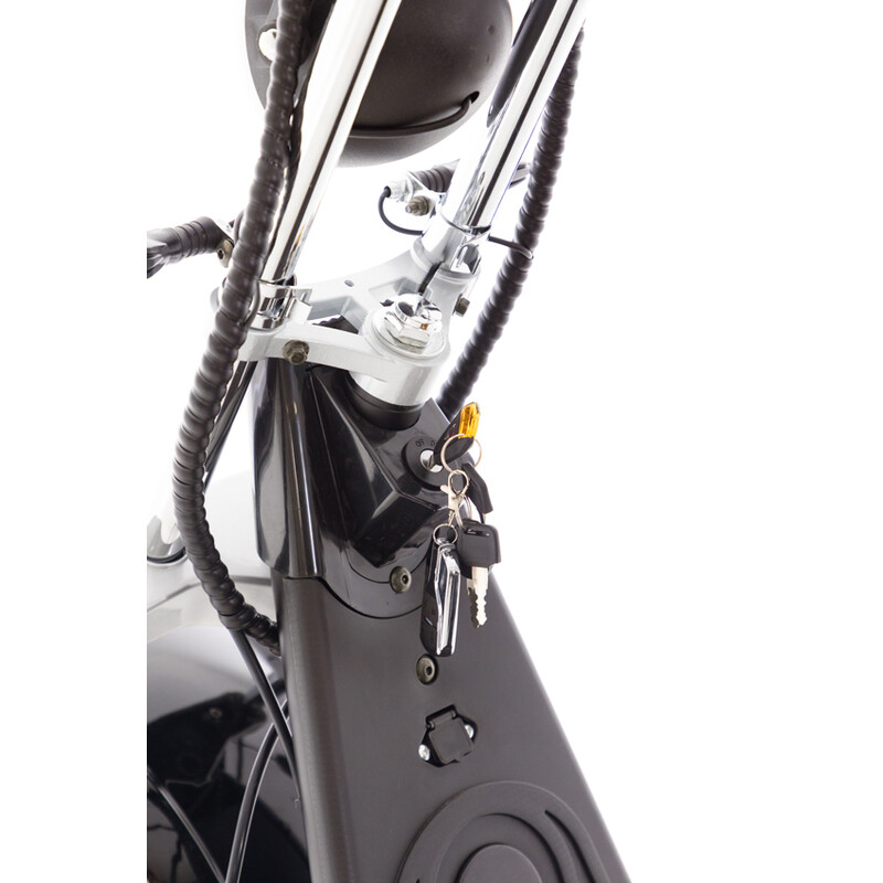 Elektrický CHOPPER UNIZDRAV PRO tříkolový– výkonný 2000 W motor